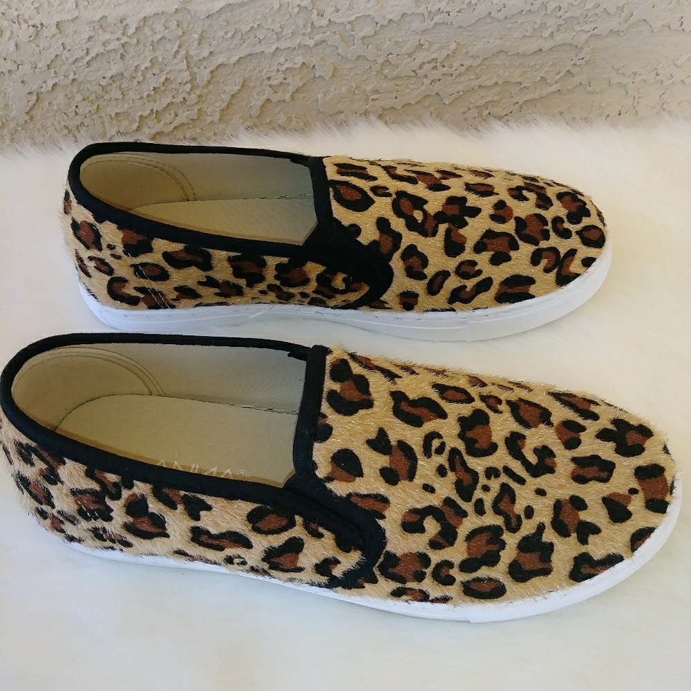 Leopard pony hair loafers
